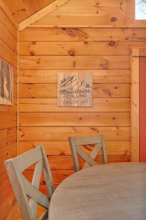 Soco Serene Cabin In The Heart Of แมกกีวาเลย์ ภายนอก รูปภาพ
